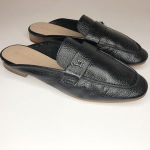 BCBGeneration Sabrina 34BC212 Black Leather Slides Mules Size 8 RV $89